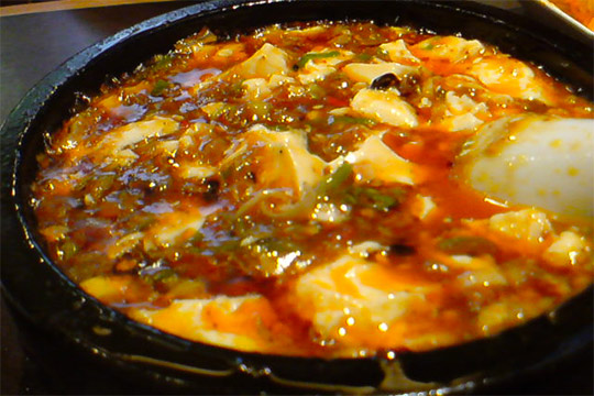 多国籍な料理店が立ち並ぶグルメスポット